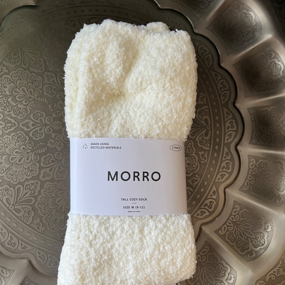 NWT Athleta Morro Fuzzy Socks 2 Pair - Picture 4 of 8
